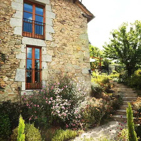 Les Cayrouses French Country *